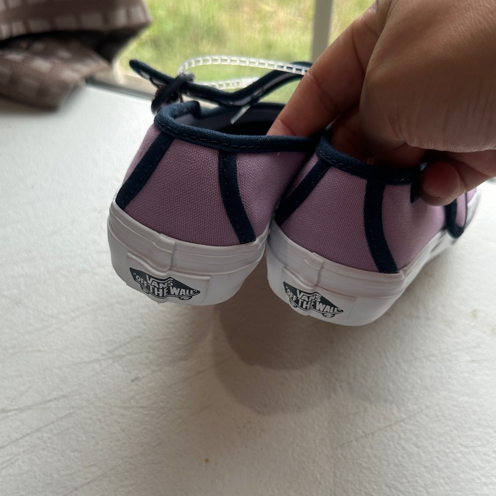 NEW Vans kids Pink and Navy Sneakers size 13 - Picture 4 of 9